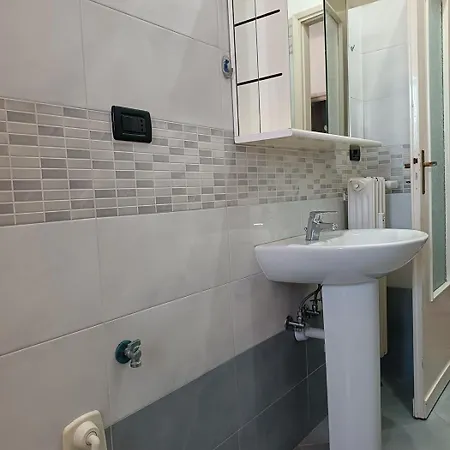 Accogliente Monolocale Vicino Al Centro Di Apartment Turin